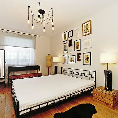 Platinium Kartuska Modern Apartment